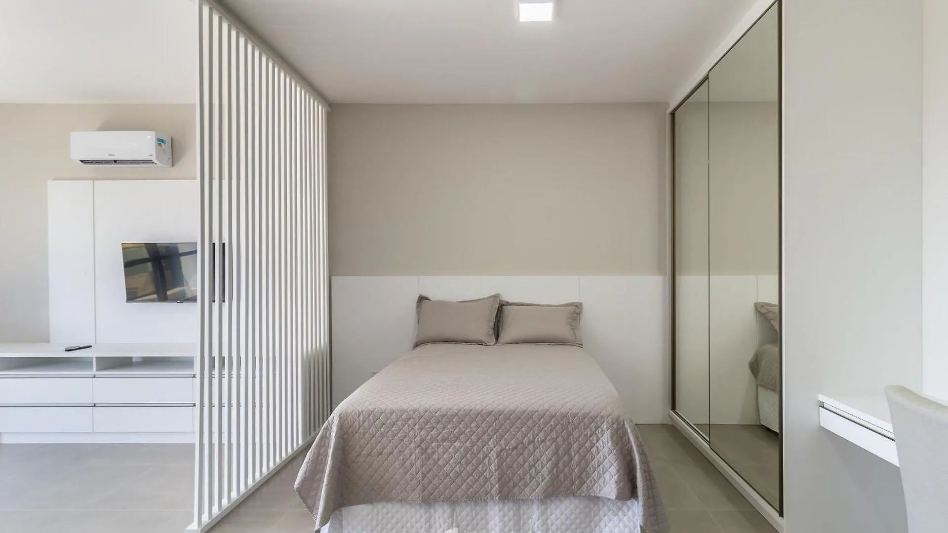 Tvt - Estudios De Luxo No Centro De Florianópolis Apartamento