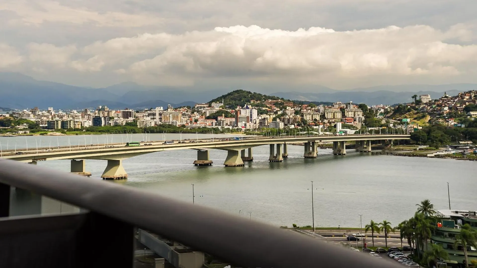 דירה Tvt - Estudios De Luxo No Centro De Florianópolis
